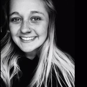 Meet your Posher, Holly